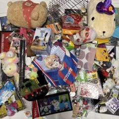 ノンジャンル 雑貨、アニメグッズ類まとめ売り⑨ 箱120サイズ 700点