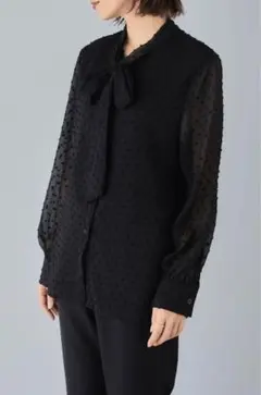 新入荷❣️リボンタイ付ドットシアーブラウス　ブラック　frene