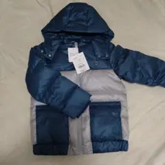 BeBe 【撥水加工】シャイニータフタバイカラーフード付きダウンコート