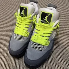NIKE AIR JORDAN 4 RETRO LE 
