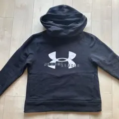 UNDERARMOURアンダーアーマー 裏起毛　フリースパーカー　ハイネック