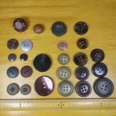 ボタンセット 多様な色とサイズ