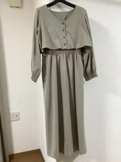 ベージュ 長袖 フェイクレイヤード　シャーリングロングワンピース　LL