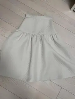 ⭐︎モンブラン様専用⭐︎エムプルミエ ホワイト キルティング フレアスカート 下地付のサムネイル