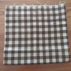 チェック柄の綿生地/ブラウン