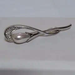 ブローチ　パール　美品