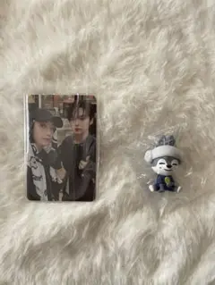K-POPタレントカードとフィギュアセット