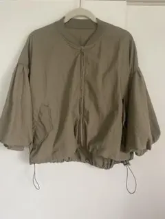 しまむら カーキブルゾン