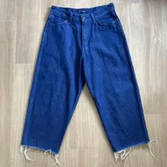 美品Levi's LINE 8 ワイドカットオフデニム クロップドデニム