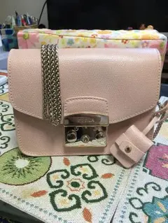 フルラ メトロポリス