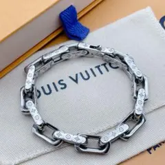 LOUIS VUITTON バングル　シルバー色 2025年最新】LOUIS VUITTON カラー：シルバー系 ブレスレットの