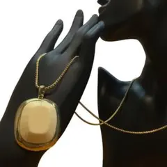 スクエアネックレス レトロ 韓国 シンプル 樹脂ストーン ゴールド アイボリー