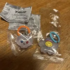 TRUZ めじるしアクセサリー　treasure ロミー　ボンボン　キラキラ