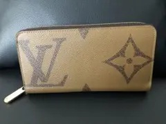 M69353 ジャイアント・モノグラム リバース ジッピー・ウォレット 長財布
