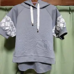 axes femme グレー フードパーカー レース付き