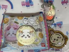 ちいかわ 刺繍缶バッジビスケット２ うさぎ