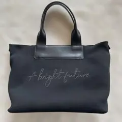黒のトートバッグ 刺繍「A bright future」のサムネイル