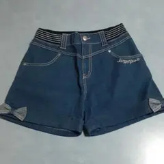 裾リボンモチーフ付きデニムショートパンツ