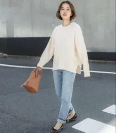 新品✴︎coca ヤク風クルーネックニット アイボリー Mサイズ