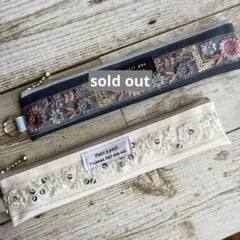 インド刺繍リボン×フェイクレザー♡吊るせるミニペンケース