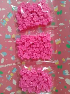昭和レトロ　お花のビーズ　ピンク　3袋セット　パーツ　デコレーション