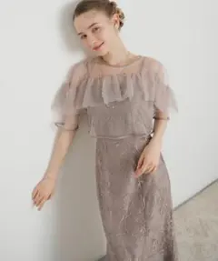 ヨークフリルスパンコールレースドレスのサムネイル