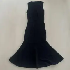 リブ編み黒ロングワンピース