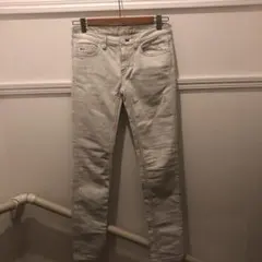 ホワイトスキニーデニムのサムネイル
