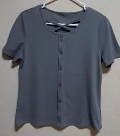 み*こ様 ★Dazy ★グレー ★ ボタン付きTシャツ★Мサイズ★のサムネイル