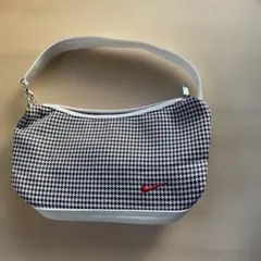 ラウンドバック アクセサリー