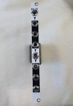 Buffered Multiple モジュラーシンセ　モジュールのサムネイル