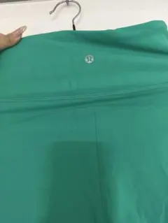 ルルレモン人気2点まとめ買いグリーン・イエロー フレアヨガパンツ