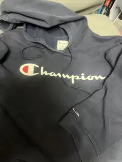 Champion ネイビー パーカー Lサイズ