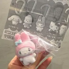 新品 サンリオ　カラフルカラビナマスコットチャーム　マイメロディ ガチャ