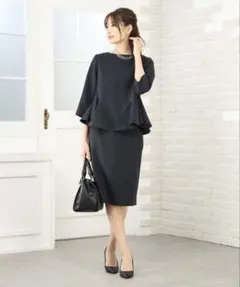 ドレスラボ　ペプラムスカートスーツM