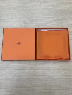 極美品】HERMES カレ90 地中海 シルク100％スカーフ ライム - メルカリ