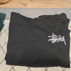 韓国　Stüssy ブラックパーカー フード付き