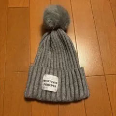 H&M ニット帽 グレー ポンポン付き