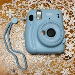 美品 富士フイルム チェキ インスタックスミニ11 パステルブルー