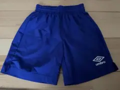 umbro キッズショートパンツ　サッカー　130センチのサムネイル