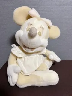 ディズニー　ホワイト　クリスマス　ミニー　ぬいぐるみ