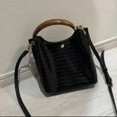 Item thumbnail for item 3ec6f11c-09b6-4c94-975b-687c9e30522c