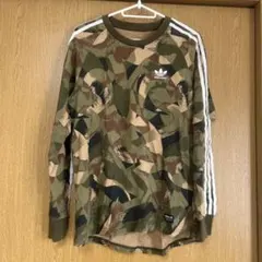 adidas 迷彩ロングTシャツ