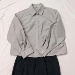 ユニクロ シャツ ⚠ (パンツは含まれません）のサムネイル
