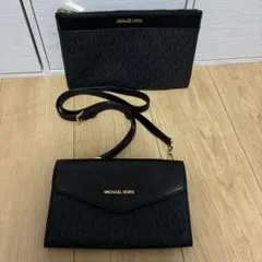 MICHAEL KORS ブラックショルダーバッグ　クラッチバック　ポーチ