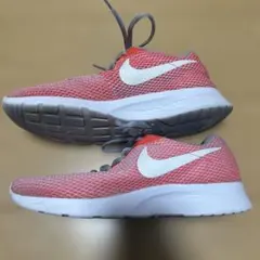 26cm ナイキ　タンジュン レッド