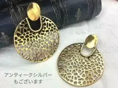 Item thumbnail for item 67784428-9841-4958-9638-eae92f7eeb76