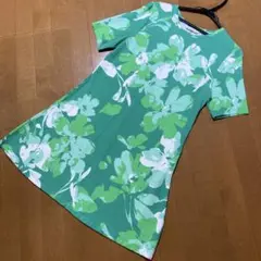 Green Floral Print Short Sleeve Dressのサムネイル