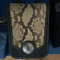 Item thumbnail for item 361e8361-1ab9-405b-a624-aa2a645a4089