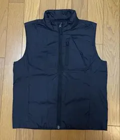 UNIQLO 黒 ダウンベスト 140 キッズ用　ユニクロ